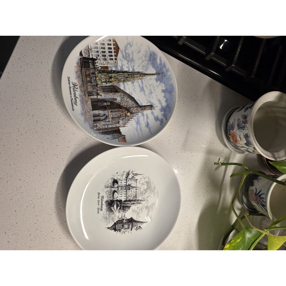 Kaiser Porzellan VTG German Souvenir Porcelin Set of 2 Wall Plates